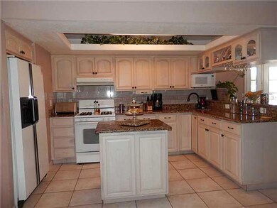 1303 Wedgewood Dr, El Paso, TX 79925 - photo 6