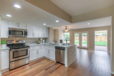 Kitchen (1)-SMALL