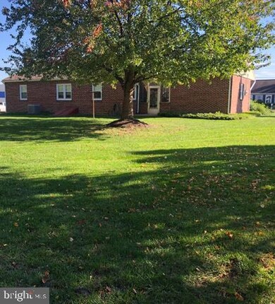 713 School Ln, New Holland, PA 17557 - photo 5