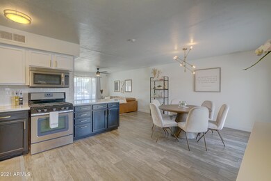 8638 E Valley View Rd-11