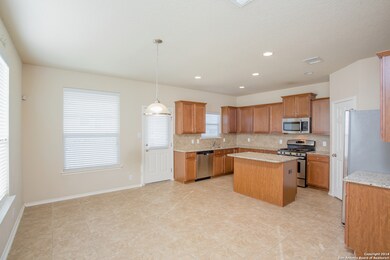 10842 Mustang Oak Dr, San Antonio, TX 78254 - photo 5