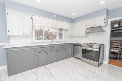 9 Farnum Ave, North Providence, RI 02911 - photo 7