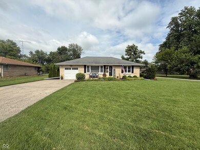 3109 Griffa Ave, Columbus, IN 47203 - photo 2