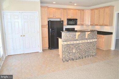 9822 Pickens Place unit 102, Manassas Park, VA 20111 - photo 6