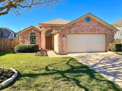 1423 Barras St, Alvin, TX 77511 - photo 4