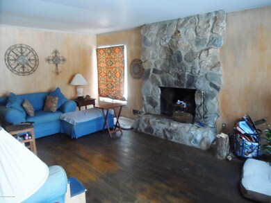 family room
