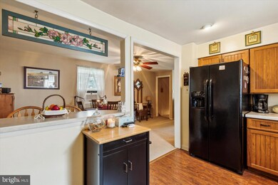 235 Summit Ave, Conshohocken, PA 19428 - photo 5