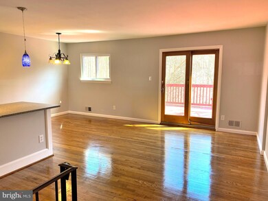 18953 Abbotsford Cir, Germantown, MD 20876 - photo 6