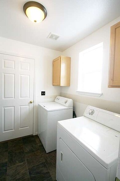 1306 W Hasket Cir, Nampa, ID 83686 - photo 6