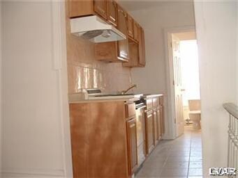 123 N 2nd St, Allentown, PA 18101 - photo 6