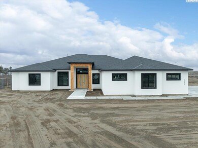 12804 Clark Fork Rd, Pasco, WA 99301 - photo 3