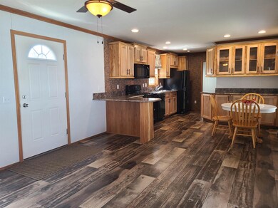 28 Willow Rd, Newton, NH 03858 - photo 5