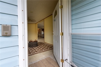 11 Cardinal Ct, Tiverton, RI 02878 - photo 4