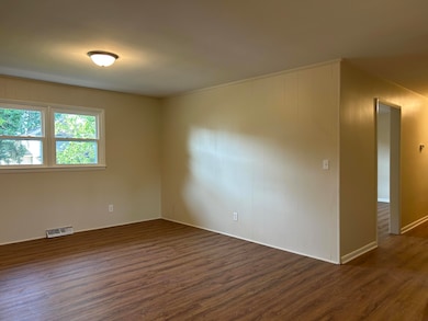 505 E 3rd St, Perryville, KY 40468 - photo 6