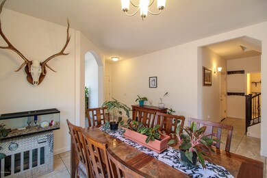Dining & Front Hall