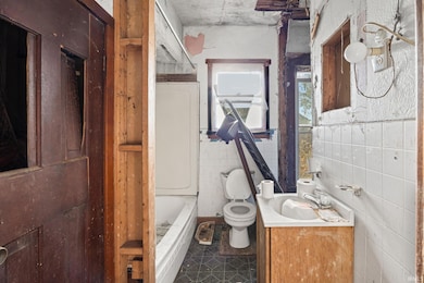 9322 Main St, Clarks Hill, IN 47930 - photo 7