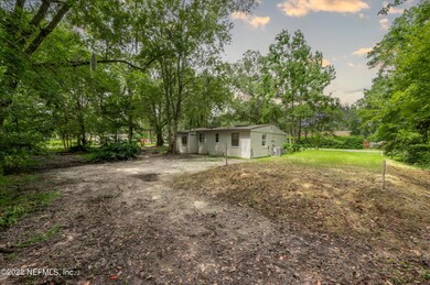 7832 Newton Rd, Jacksonville, FL 32216 - photo 5