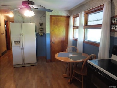 1216 Haeberle Ave, Niagara Falls, NY 14301 - photo 5