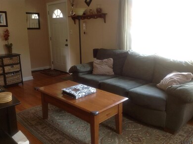 36 Bosher Dr, Albany, NY 12205 - photo 5