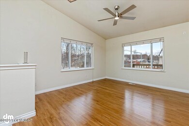 04-Living Room-DW-8675