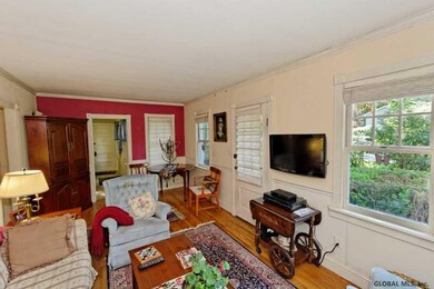 1027 Winne Rd, Schenectady, NY 12309 - photo 6