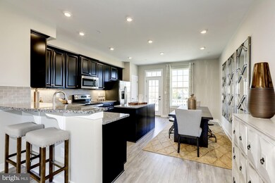 730 Sky Bridge Dr unit 210B, Upper Marlboro, MD 20774 - photo 4