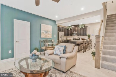 10508 Neil Armstrong Way unit 1555, Lanham, MD 20706 - photo 3