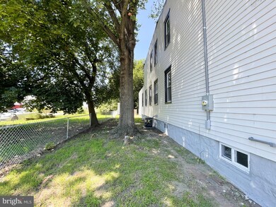 323 N Burlington St, Gloucester City, NJ 08030 - photo 6