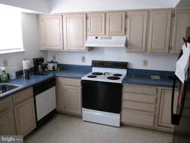 1344 Waterway Ct, Stoney Beach, MD 21226 - photo 6