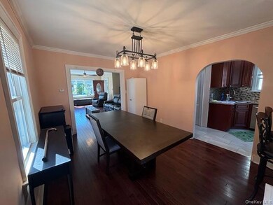 452 MacAtee Place, Mineola, NY 11501 - photo 6