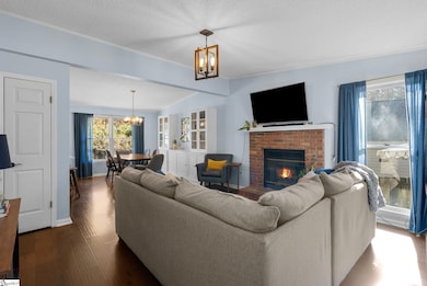 1067 Summit Dr, Greenville, SC 29609 - photo 6