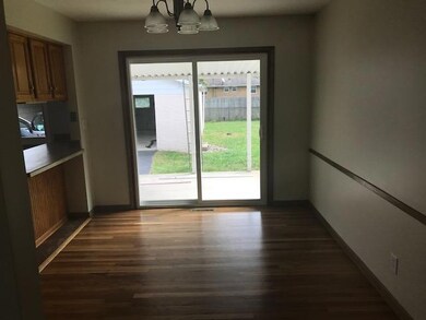 1058 Bernhard Rd, Columbus, OH 43227 - photo 7