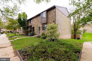 7036 Knighthood Ln, Columbia, MD 21045 - photo 3