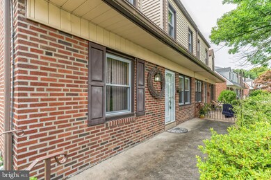 719 Darby Rd, Ridley Park, PA 19078 - photo 3