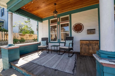 416 Cedar St, Morgantown, WV 26501 - photo 2