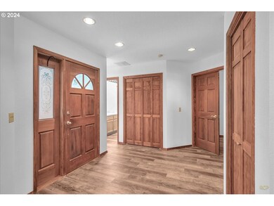 Entrance/Foyer