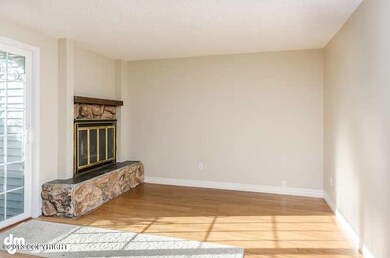 3284 Montpelier Ct Anchorage-small-004-L