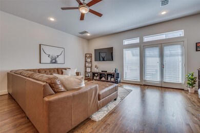 5618 Lindell Ave unit 6, Dallas, TX 75206 - photo 5