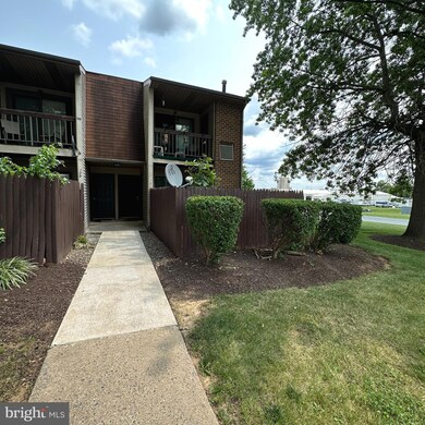 112 Lancaster Estate unit 112, Mount Joy, PA 17552 - photo 2