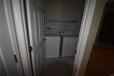 2989 South Dr, Allentown, PA 18103 - photo 7