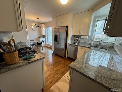 1678 Taunton Rd, Birmingham, MI 48009 - photo 4