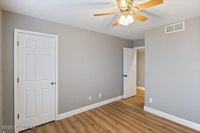 05-125 Hayes Rd A - 2