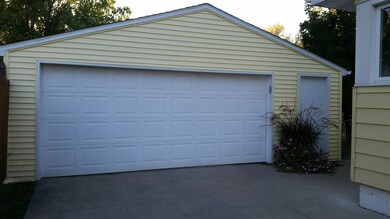 1252 Scott Ave, Waterloo, IA 50701 - photo 2