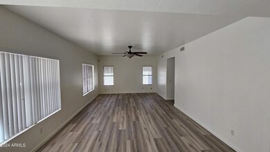 625 W Meseto Ave, Mesa, AZ 85210 - photo 5