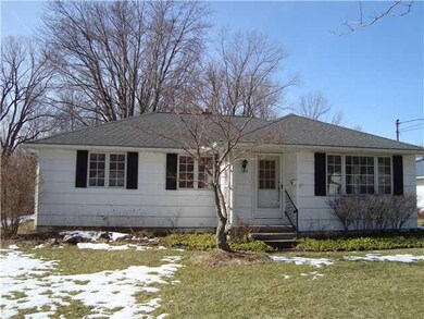 320 Drake Dr, North Tonawanda, NY 14120 - photo 2