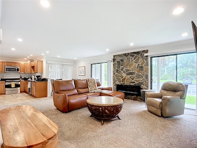 2220 Bahia Vista St unit G4, Sarasota, FL 34239 - photo 5