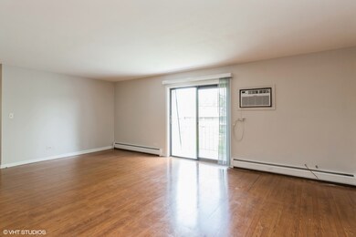 264 E Bailey Rd unit L, Naperville, IL 60565 - photo 4