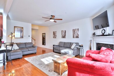 3637 Lenape Ln, Emmaus, PA 18049 - photo 6