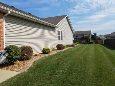 9033 Marquette St, Saint John, IN 46373 - photo 3