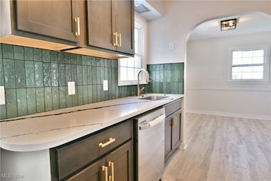 847 Shannon Rd, Girard, OH 44420 - photo 2